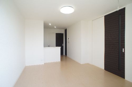 マロン・フォレスト　Ａ 102号-3