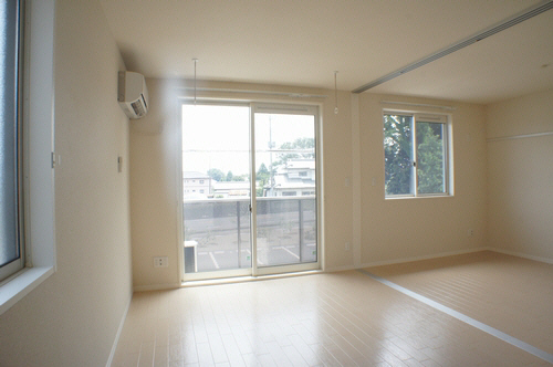 グランドゥールＢ 201号-3