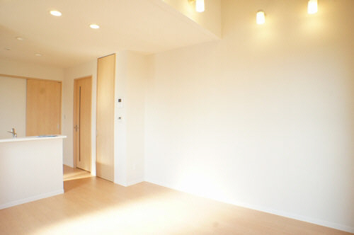 レ・クラヴィエ　Ａ 202号-3