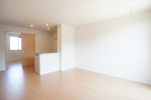 アンビエーラ 203号-3