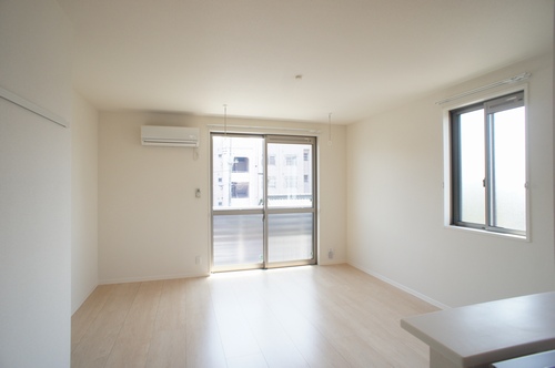 アンビエーラ 205号-3