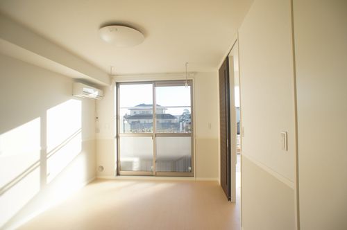 ヴァン・ルーチェ 105号-2