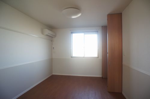 ヴァン・ルーチェ 203号-4