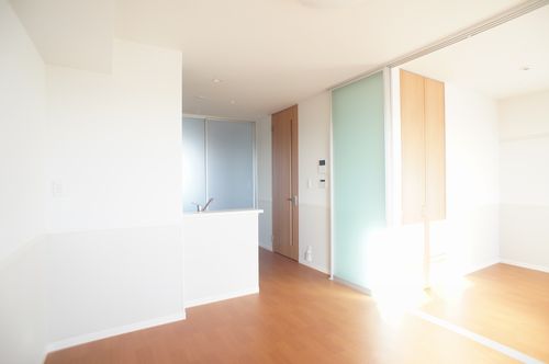 ヴァン・ルーチェ 203号-5