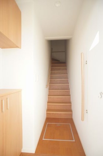 ヴァン・ルーチェ 203号-11