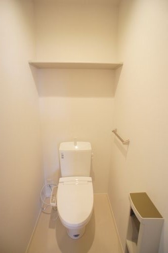 ヴァン・ルーチェ 205号-8