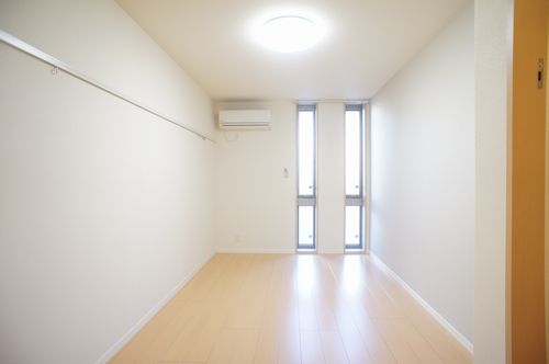 シャーメゾン山川 101号-8