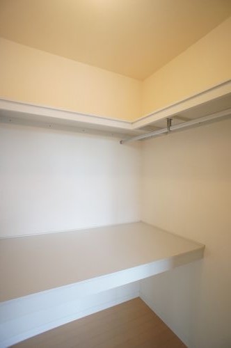 ヴィラ・エクレール 202号-3