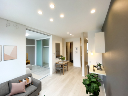 メゾンソレアード 202号-2