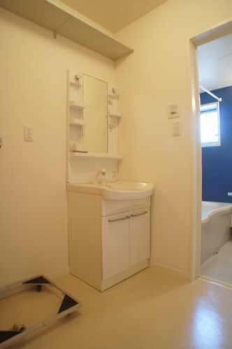 メゾン・コンフォート B 101号-6