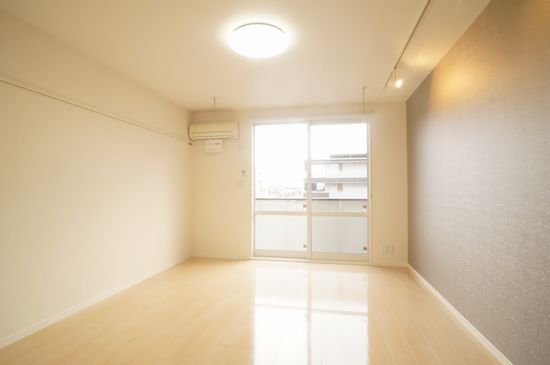 マストライフおもちゃのまちB 105号-3