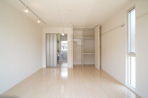 マストライフおもちゃのまちＥ 201号-6