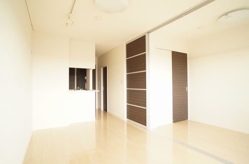 マストライフおもちゃのまちＦ 302号-4