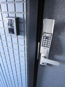 シャーメゾンMⅢ 203号-12