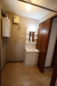 ディアス新川 201号-10