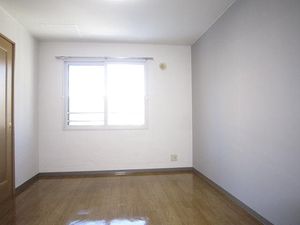 スペース７ 301号-3