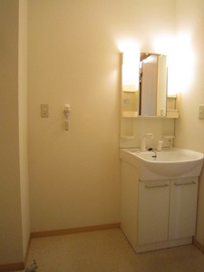 ラ・セ－ヌ前田　弐番館 102号-8