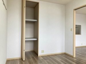 シャーメゾン新中野 201号-4