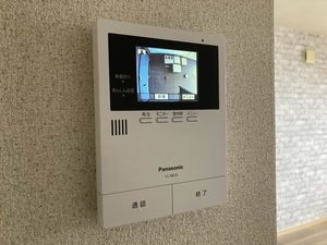 シャーメゾン新中野 201号-6