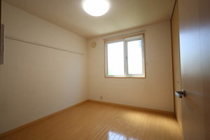 シャーメゾンエルム 202号-5