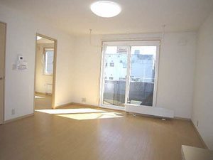 シャーメゾン月寒フィフティー 202号-2