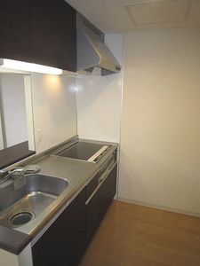 フジ　パークサイド山鼻 302号-8