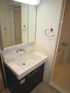 フジ　パークサイド山鼻 302号-9