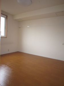 シャーメゾン　ベルクⅠ 101号-6