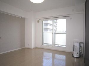 フォレスタ 601号-2