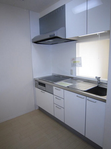 ＣＵＲＡＶＩＥ　ＴＯＷＮ新琴似Ｃ 102号-2