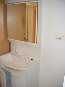 Ｃｏｍｏｄｏ２２ 405号-13