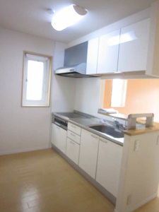 シェーンヴィラＥ 102号-4