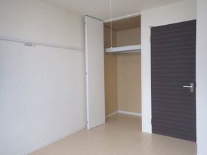 シャーメゾンハピネスⅢ 201号-5