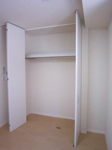 シャーメゾン　ＲＥＦＩＮＯ 102号-8