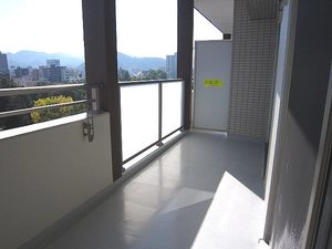 マストライフ知事公館 402号-13