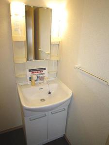 ディアス里塚Ａ 203号-8