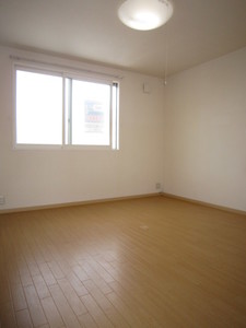 グランビレッジ公園通Ｂ 103号-3