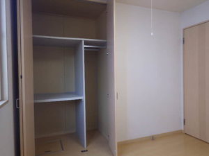 プリエ弐番館 102号-5