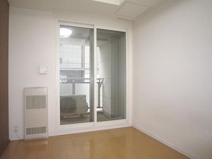 プライムメゾン南２条 204号-3