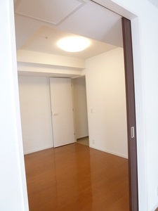 プライムメゾン南２条 402号-3