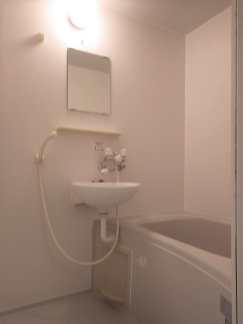 シャーメゾンリブレ八軒 103号-6