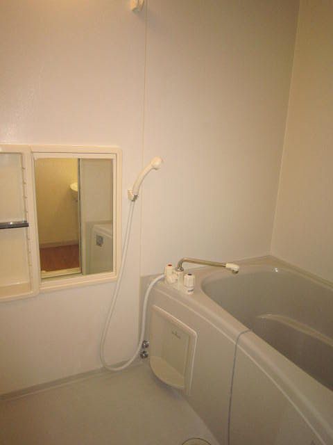 シャーメゾンMⅢ 101号-5