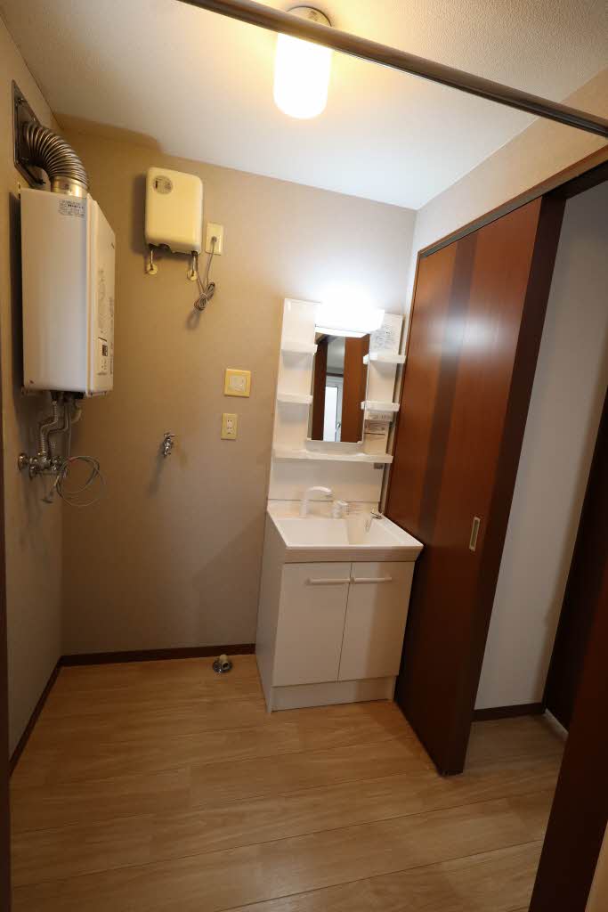 ディアス新川 201号-10