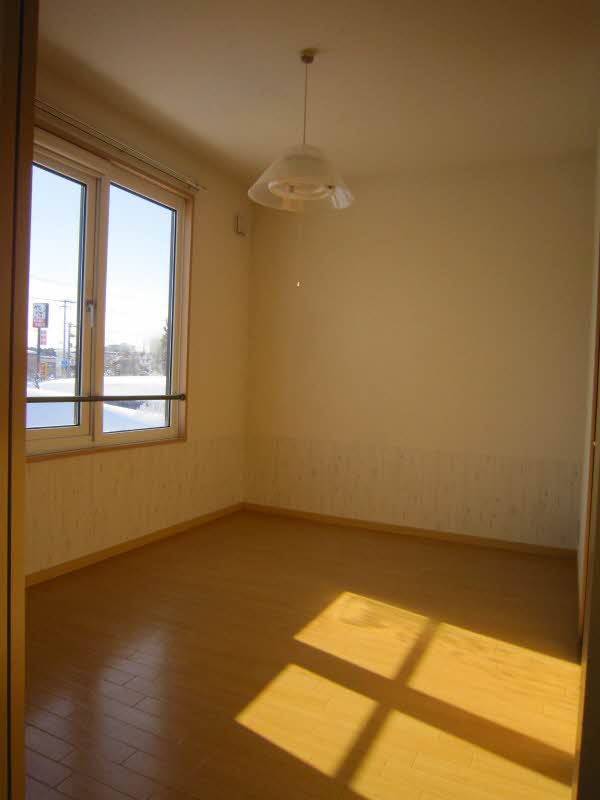 イーストコートⅠ 201号-4