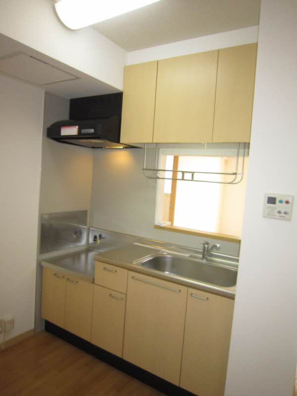 シャーメゾンIS 105号-3