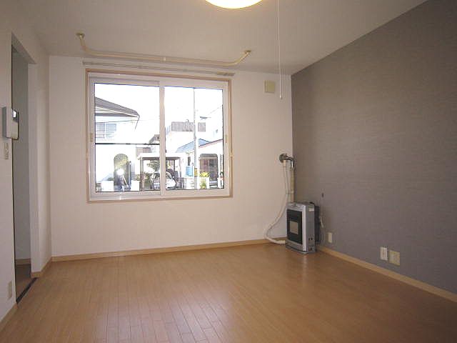 パール・ウェストＡ 102号-2