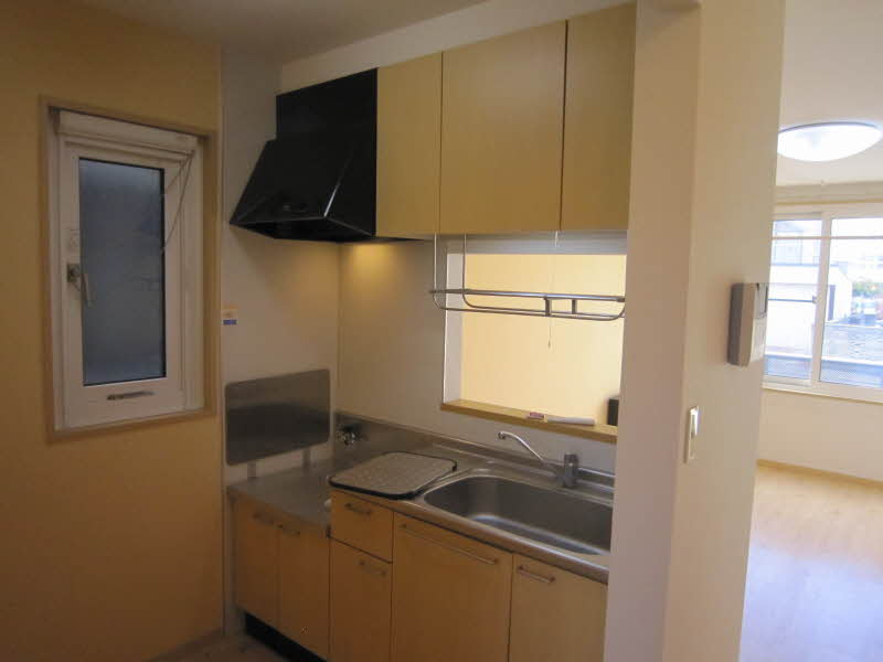 シャーメゾンラ・クールＡ 102号-3