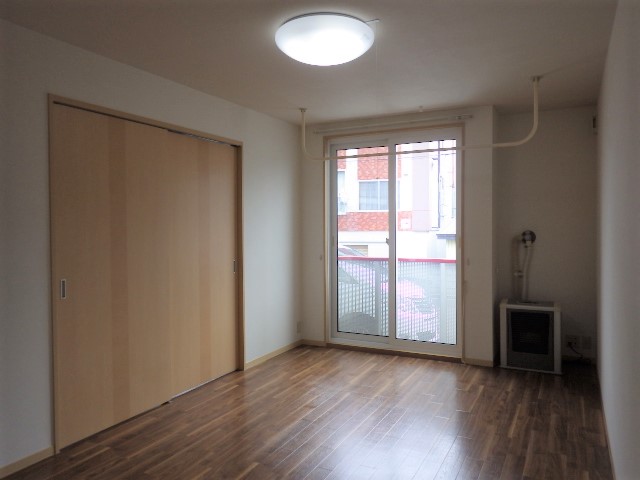 シャーメゾン山の手 102号-3