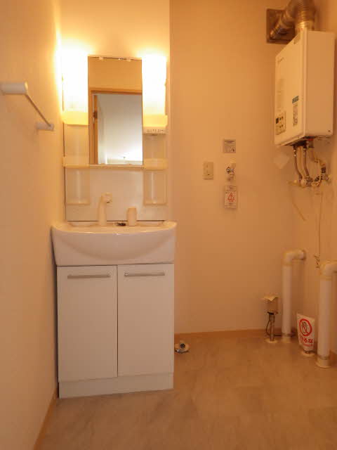 シャーメゾンエルム 102号-7