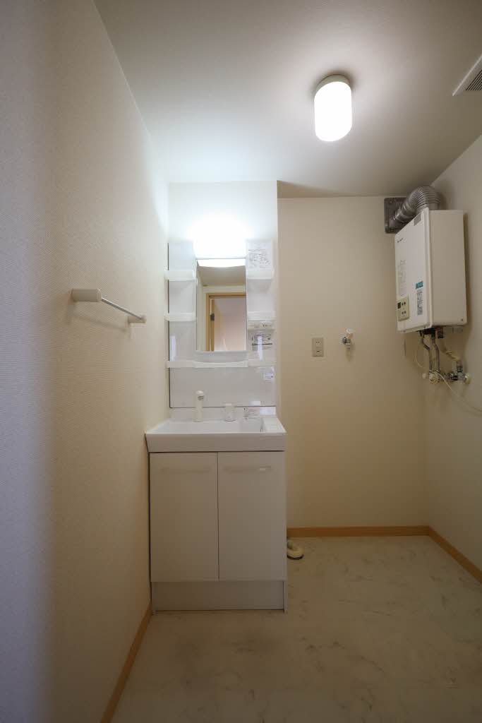 シャーメゾンエルム 202号-8